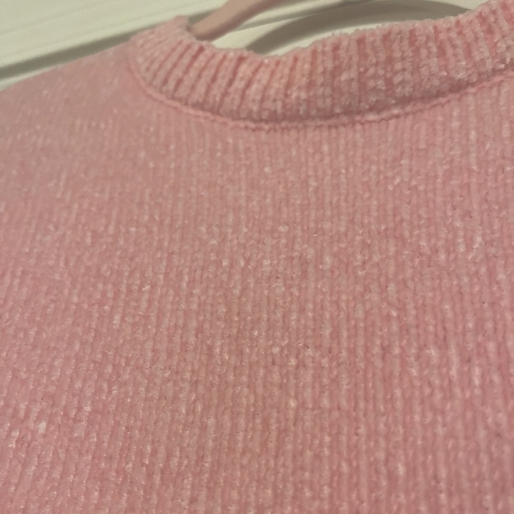 Arizona Jean Co Cropped Sweater - Picture 2 of 2